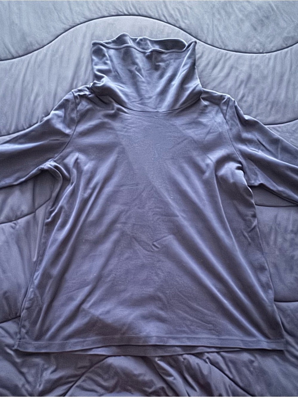 LL Bean Light Purple Misses Supima Cotton
Turtleneck - size XL